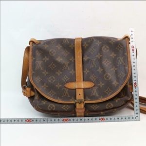 Louis Vuitton shoulder bag Saumur 30